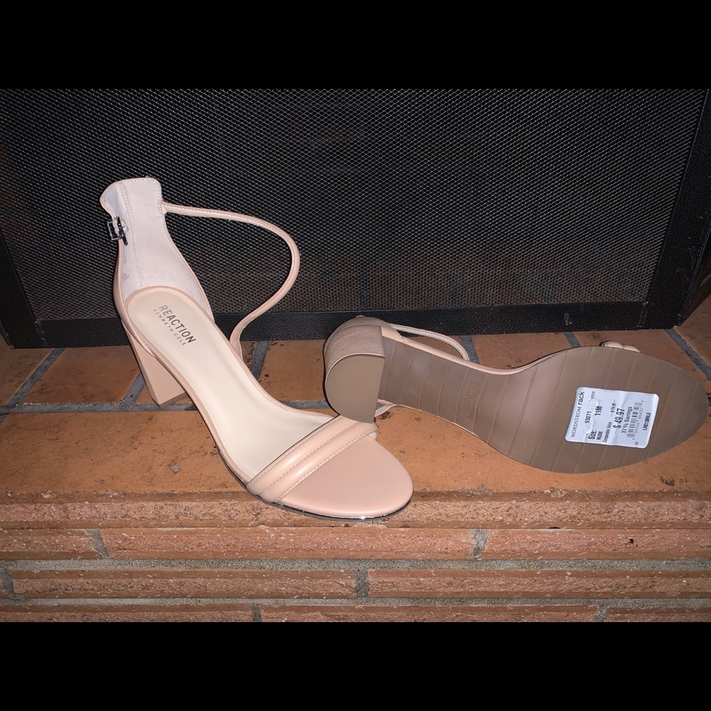 Kenneth Cole - Picture 2 of 3